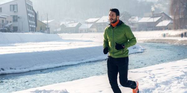 Pomysły na strój dla zimowych biegaczy